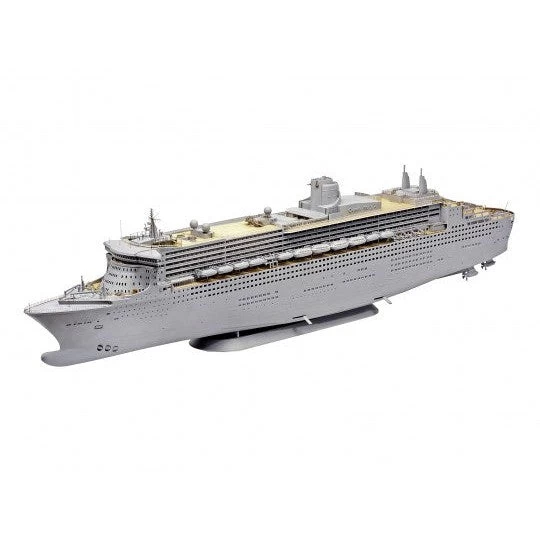 Revell 1/400 Ocean Liner Queen Mary 2 Platinum Edition - Image 2