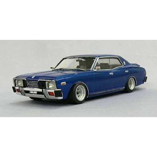 Aoshima 1/24 CEDRIC 4DR HT 2000 SGLE NISSAN - Image 2