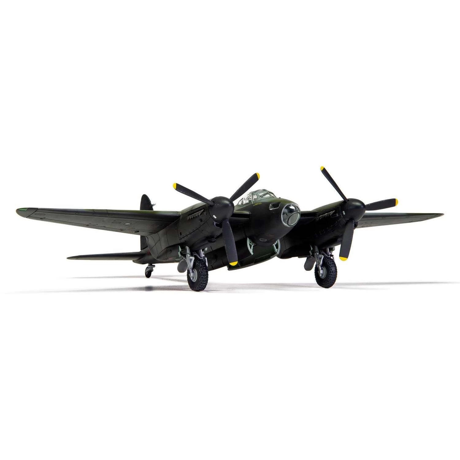 Airfix 1/72 De Havilland Mosquito - Image 9
