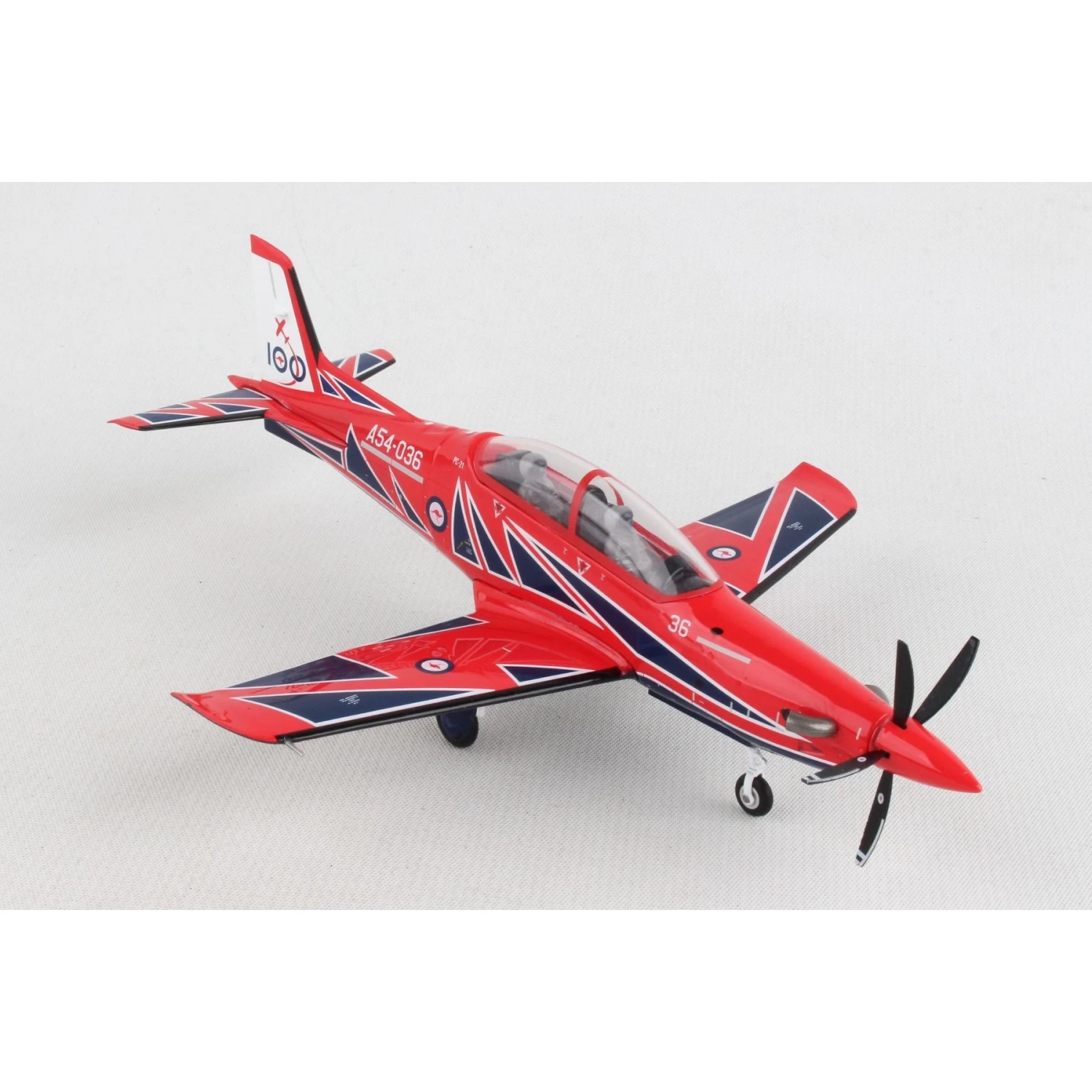 1/72 RAAF Pilatus PC21 Roulettes Aerobatic Team RAAF 100 (Centenary Livery) A54036 - Image 2