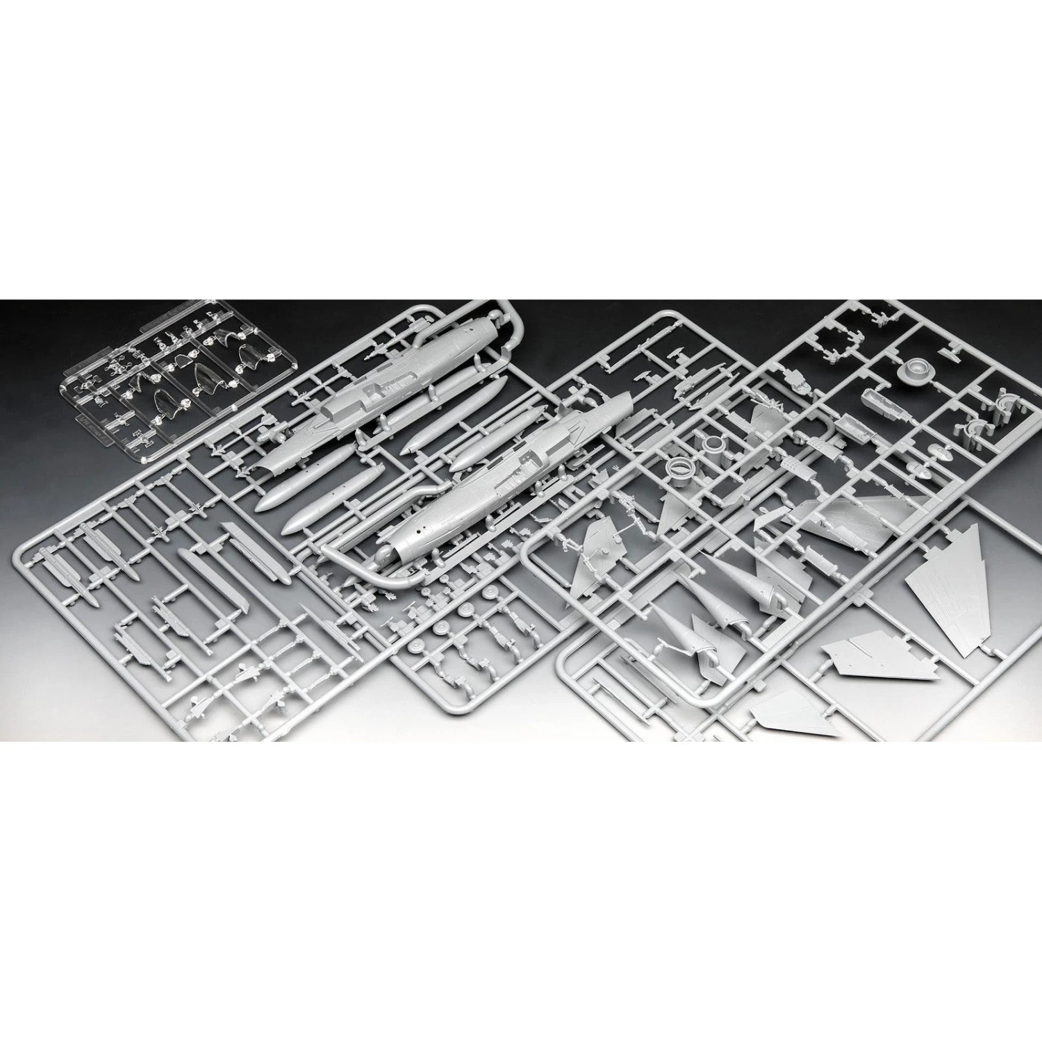 Revell 1/72 Dassault Mirage F.1C/CT Model Set - Image 4