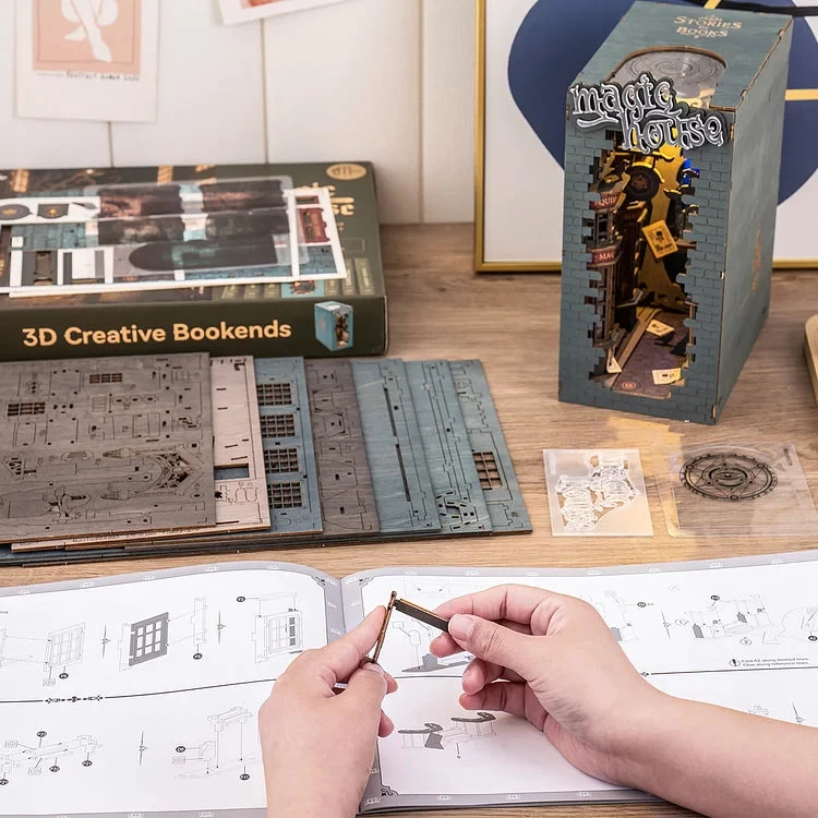 Robotime DIY Bookends Magic House - Image 6