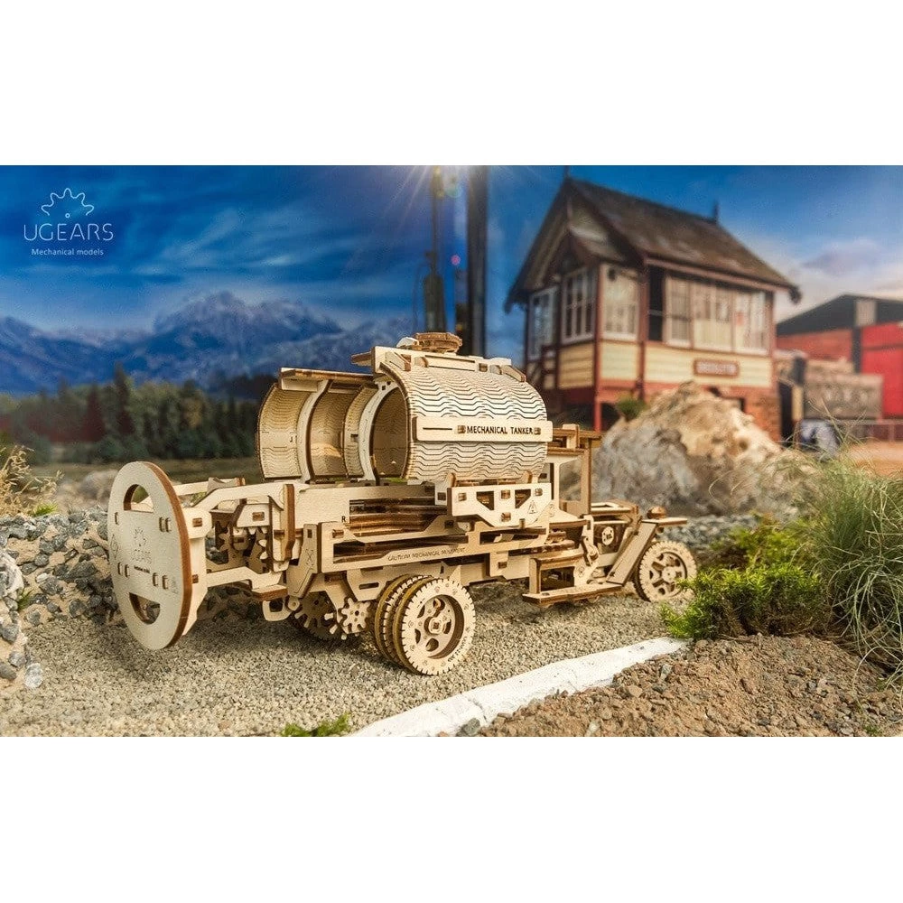 UGEARS 594pc UGM11 Truck With Tanker - Image 15
