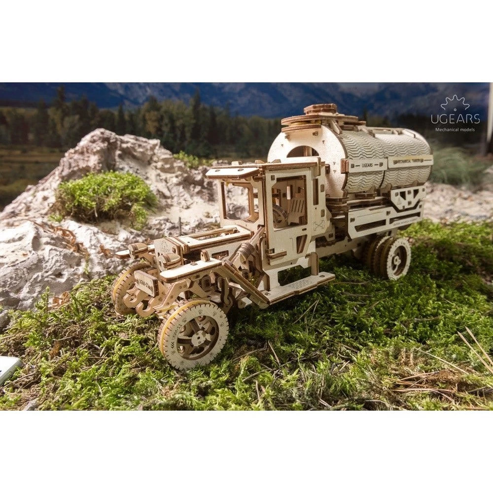 UGEARS 594pc UGM11 Truck With Tanker - Image 7