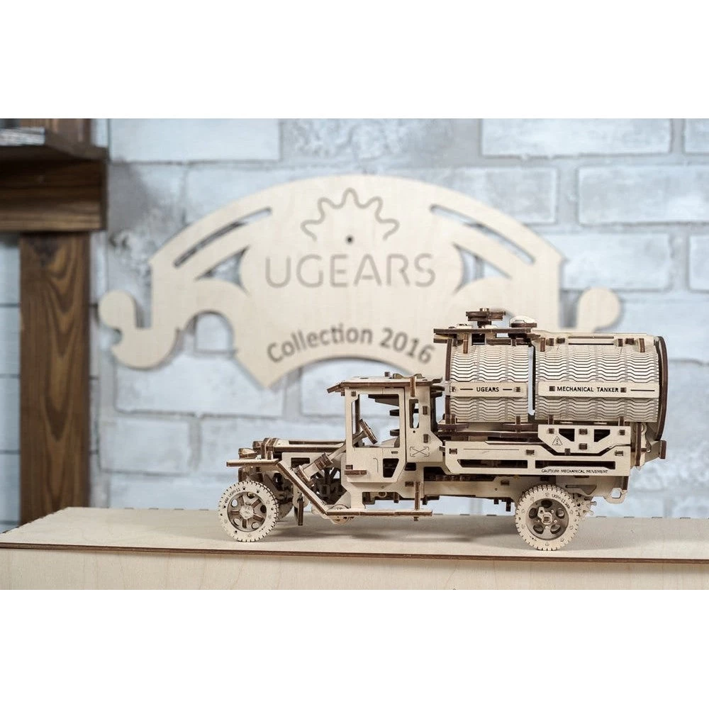 UGEARS 594pc UGM11 Truck With Tanker - Image 9
