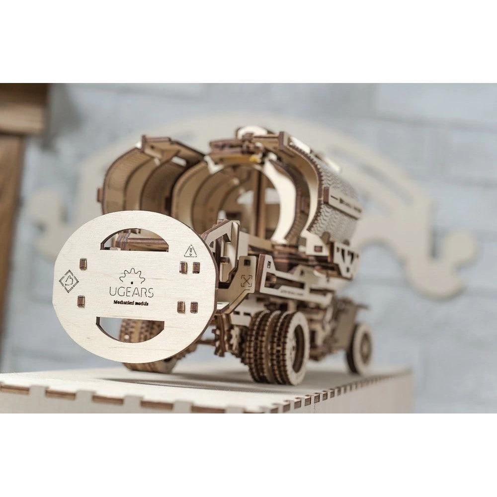 UGEARS 594pc UGM11 Truck With Tanker - Image 11